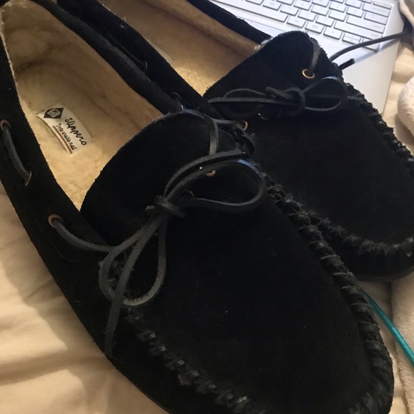 mens slippers size 16
